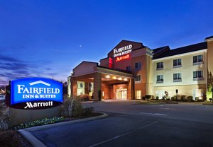 Fairfield Inn Suites Marriott Southeast East Ridge  See Discounts