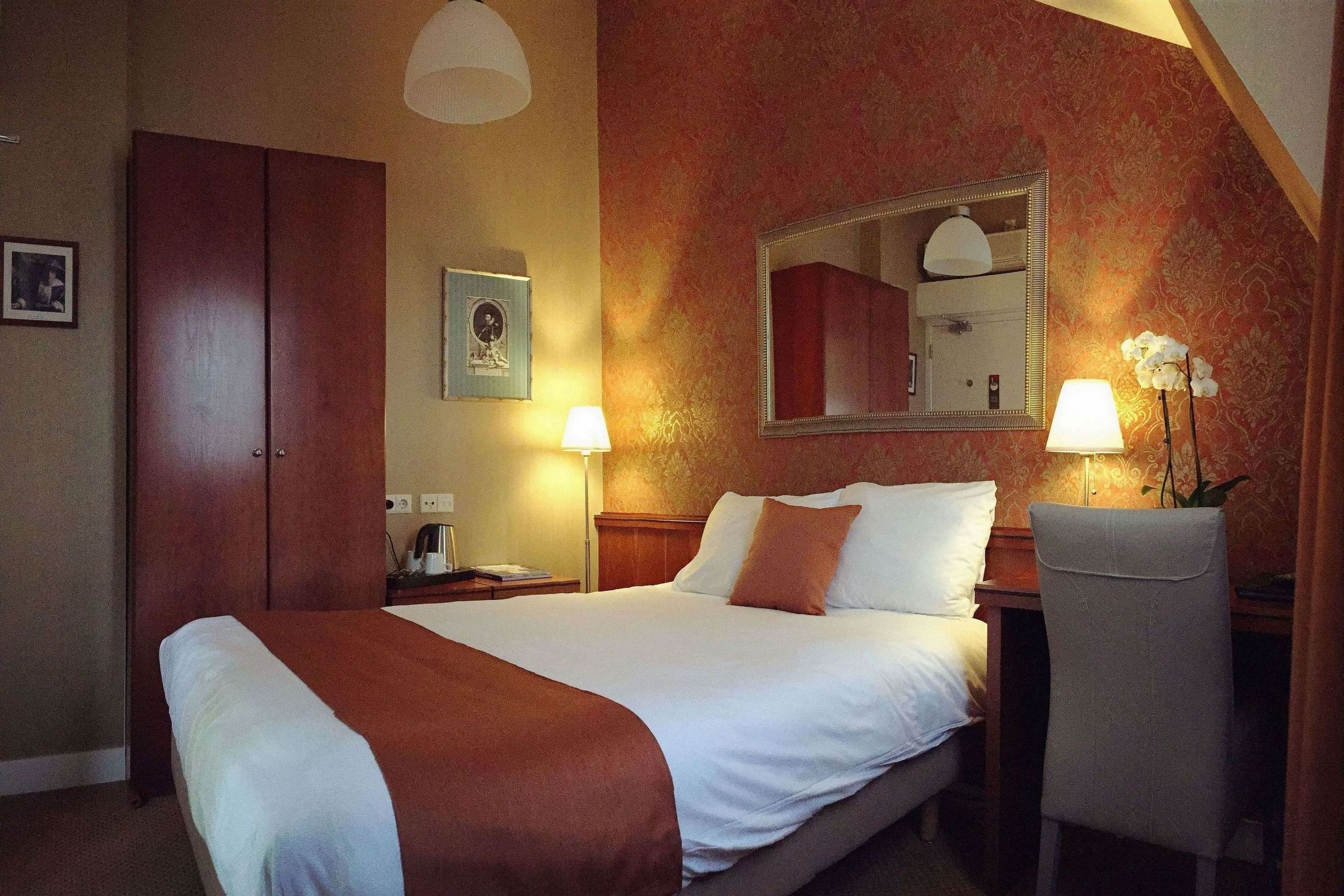 HOTEL JOHANNES VERMEER DELFT-guestroom-Cosy Room.jpg