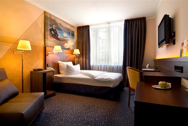 HOTEL KOENIG LUDWIG II-guestroom-Double Comfort.jpg