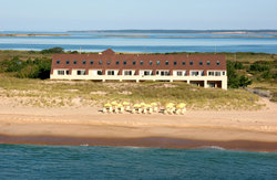  - Windward Shores Hotel Amagansett