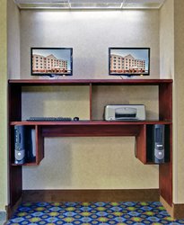  - Holiday Inn Express Sault Ste Marie - I-75, Exit 394