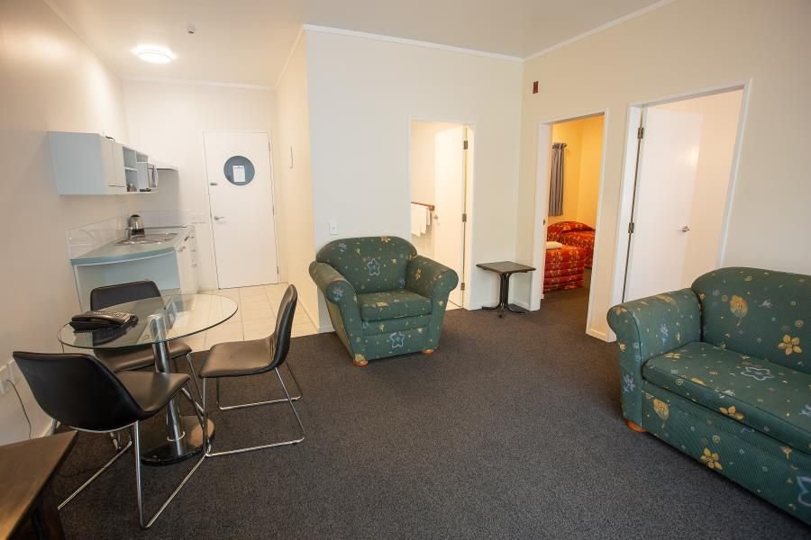 FERNHILL MOTOR LODGE-guestroom-2 Bedroom Unit.jpg