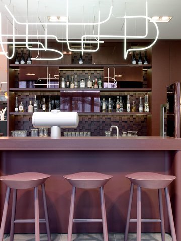 Lounge Bar