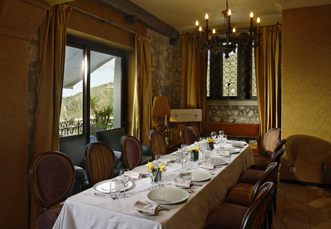 CHATEAU EZA - Photo 60