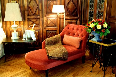 CHATEAU EZA - Photo 11