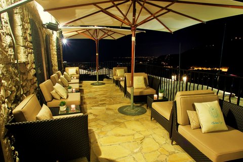 CHATEAU EZA - Photo 59