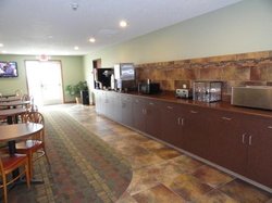  - Canby Inn & Suites