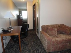  - Canby Inn & Suites