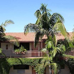  - Garden Inn & Suites Glendora - I-210, Exit 42