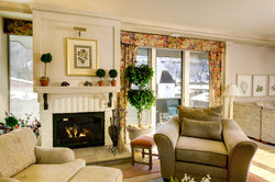  - Mountain Haus Hotel Vail - I-70, Exit 176