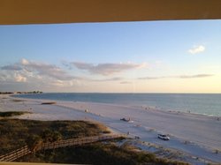  - Sunset Vistas Beachfront Suites Treasure Island