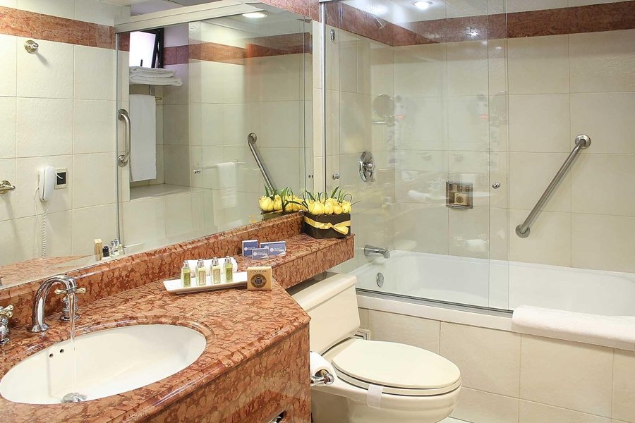 SANTAFE BOUTIQUE HOTEL-guestroom-Bathroom.jpg