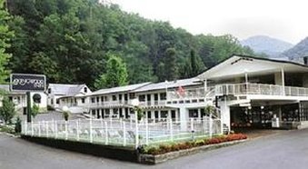 The Bicentennial Inn