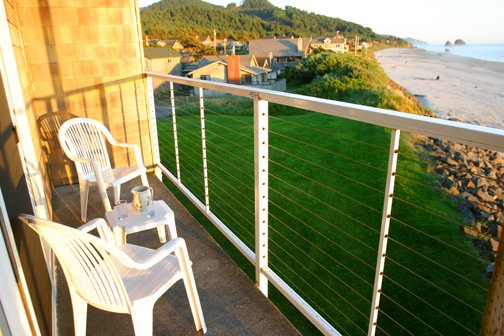 Tolovana Inn Oceanfront Private Balconies