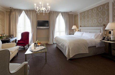 EL PALACE BARCELONA - Photo 20