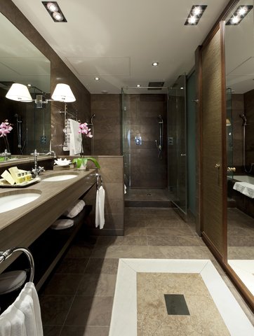 EL PALACE BARCELONA - Photo 32