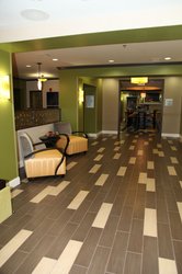  - Holiday Inn Express & Suites Madison - I-565, Exit 9