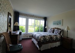  - Harbourview Inn Smiths Cove