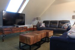  - Harbourview Inn Smiths Cove