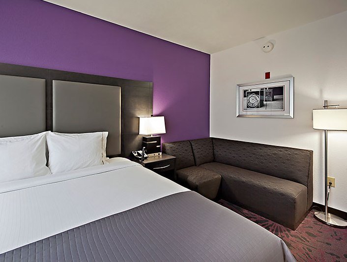 HOLIDAY INN EXP STES POLARIS BY IHG-guestroom-Executive King Room.jpg