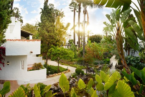 PUENTE ROMANO MARBELLA - Photo 29