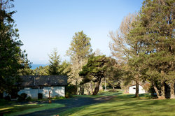  - Andiron Seaside Inn & Cabins Little River