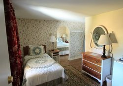  - Harbourview Inn Smiths Cove