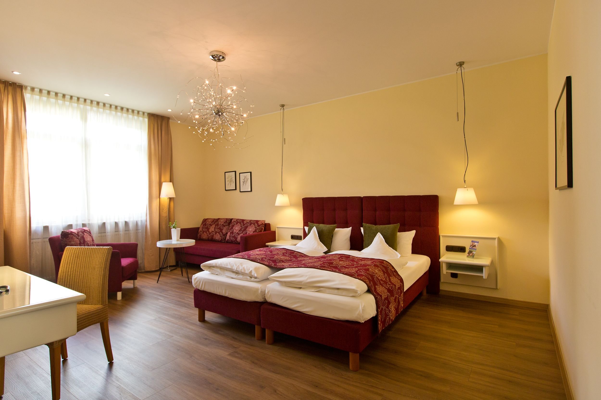 HOTEL DEUTSCHER HOF-guestroom-Superior double room.jpg