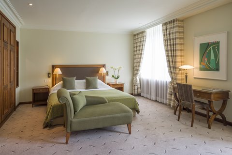 SUVRETTA HOUSE - Photo 63