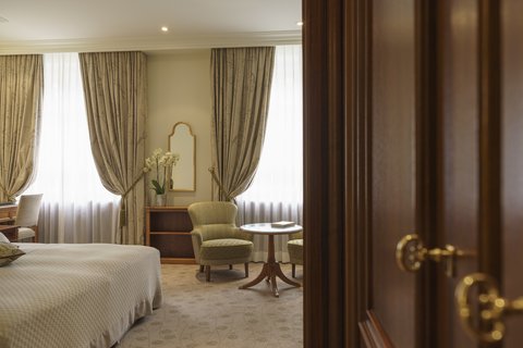 SUVRETTA HOUSE - Photo 70