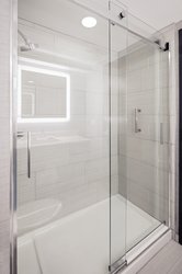  - Courtyard by Marriott Hotel Brookline