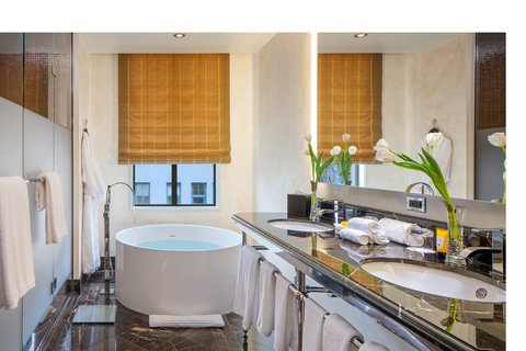 ROSEWOOD WASHINGTON D.C. - Photo 15