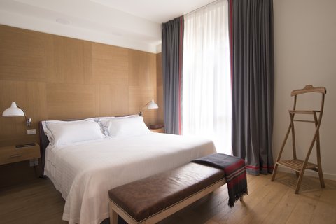 HOTEL LUNGARNO - Photo 19