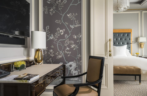 FOUR SEASONS HOTEL JAKARTA - Photo 2