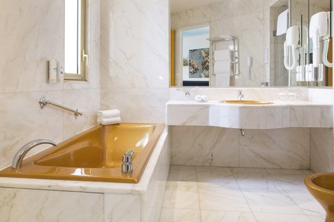 HOTEL LE NEGRESCO - Photo 25