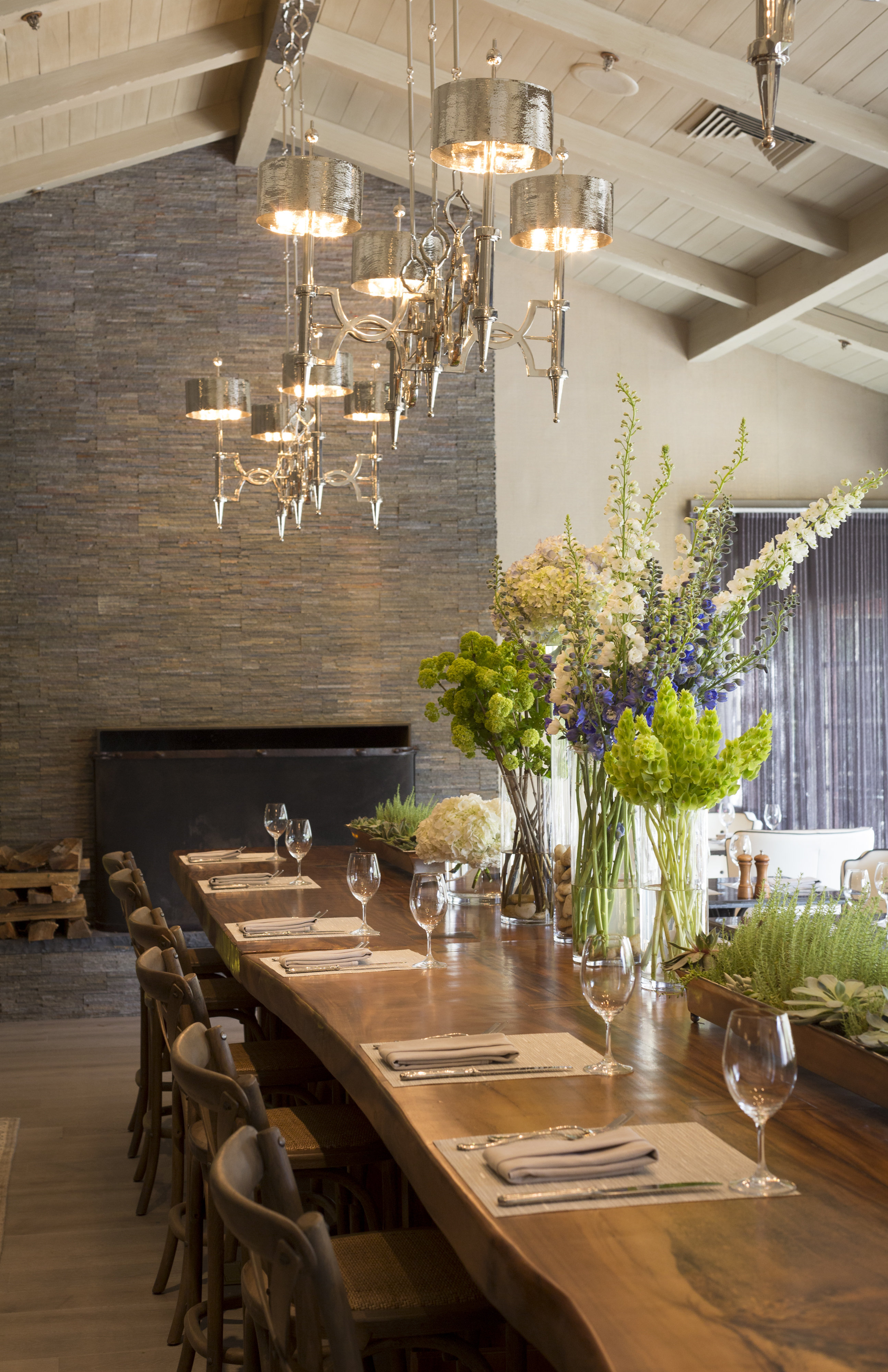 LUCIA Restaurant