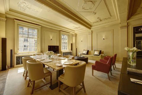 HOTEL CAFE ROYAL - Photo 87
