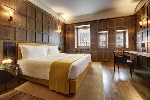 HOTEL CAFE ROYAL - Photo 82