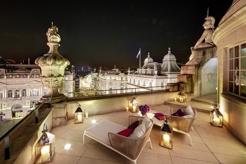 HOTEL CAFE ROYAL - Photo 84