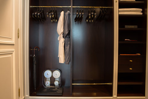 LA RESERVE PARIS HOTEL AND SPA - Photo 48