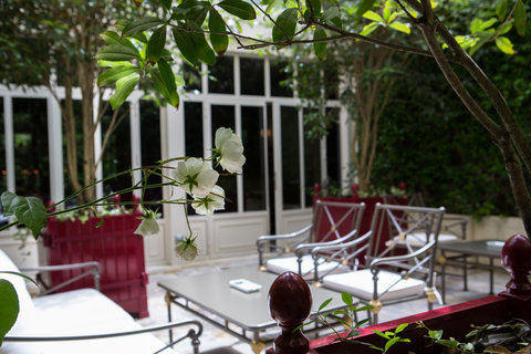 LA RESERVE PARIS HOTEL AND SPA - Photo 18