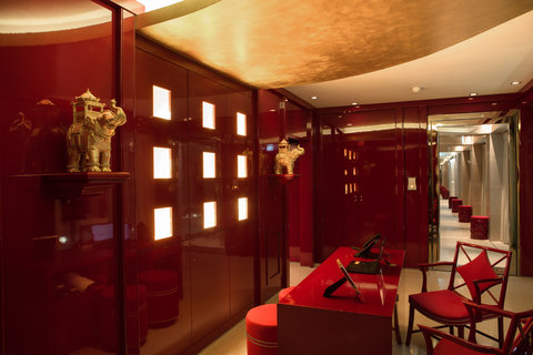 LA RESERVE PARIS HOTEL AND SPA - Photo 107