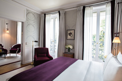 LA RESERVE PARIS HOTEL AND SPA - Photo 40