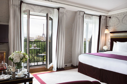LA RESERVE PARIS HOTEL AND SPA - Photo 38