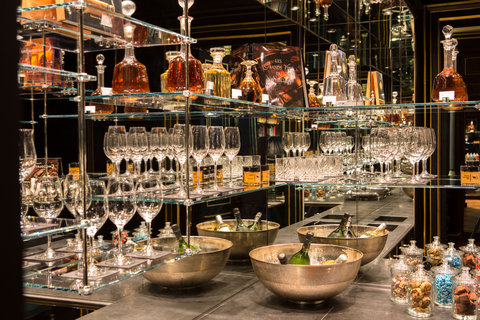 LA RESERVE PARIS HOTEL AND SPA - Photo 20