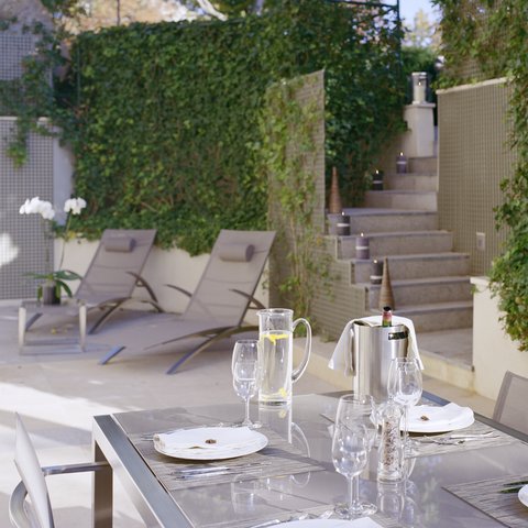 LA RESERVE PARIS HOTEL AND SPA - Photo 137