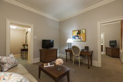  - Chateau Versailles Hotel Montreal