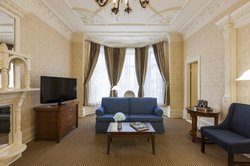  - Chateau Versailles Hotel Montreal