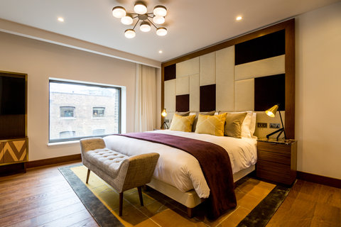 Club Deluxe
