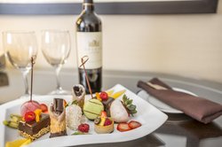  - Omni Los Angeles Hotel & California Plaza